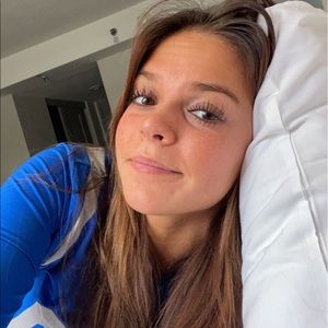 Meet your Posher, Ally